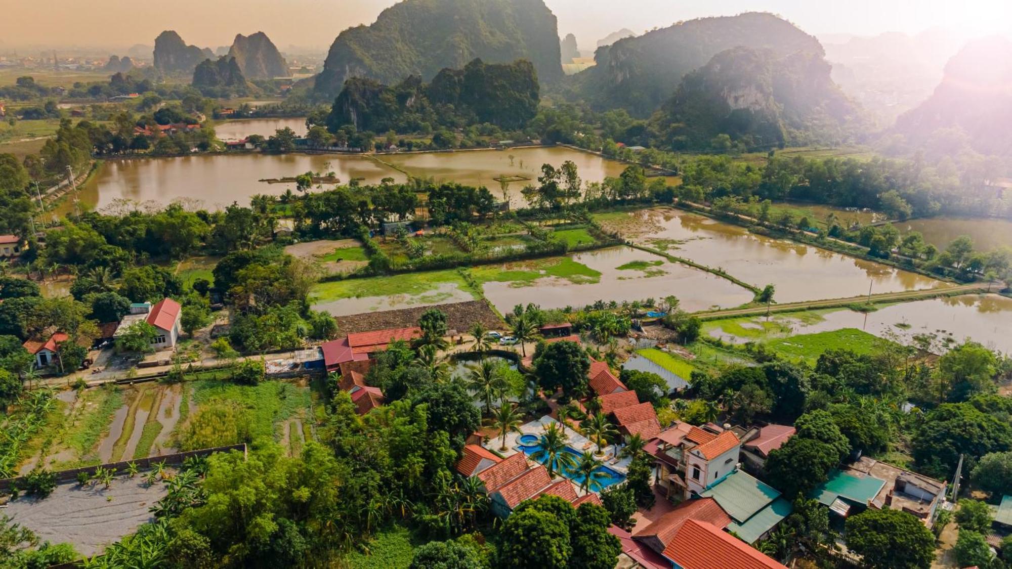 Tam Coc Green Garden Bungalow นิญบิ่ญ ภายนอก รูปภาพ